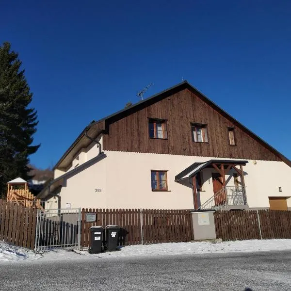 Haus Tolštejn, hotel in Jiřetín pod Jedlovou