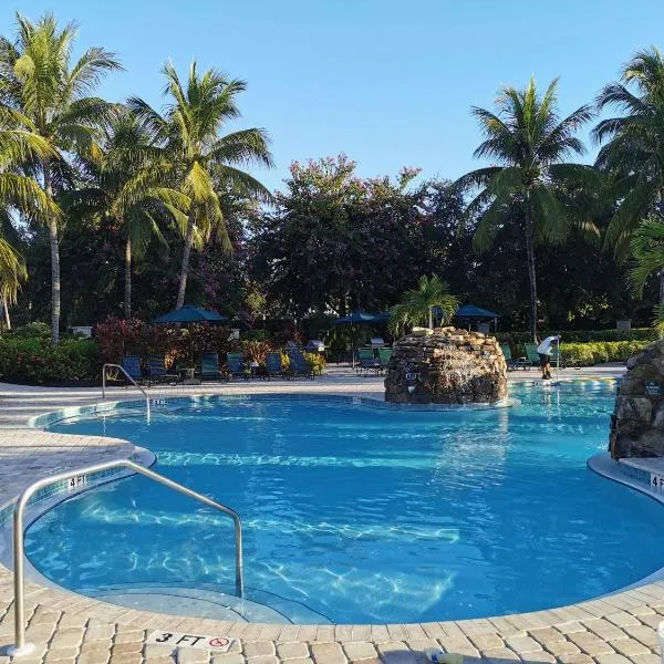 GreenLinks Luxury Villa at Lely Resort Golf - 3 Bedrooms, hótel í Naples