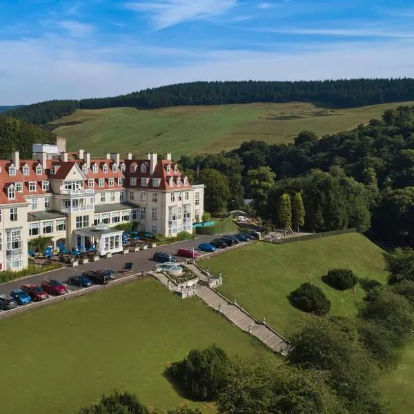 Peebles Hydro, hotel in West Linton