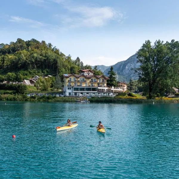 Panoramic Hotel San Carlo Ledro, hotel a Tiarno di Sotto