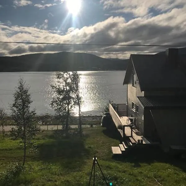 Trivelig fritidshus på Årnes, Senja, hotell sihtkohas Silsand