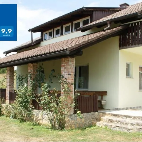 Apartman "BOGUT" – hotel w mieście Slunj