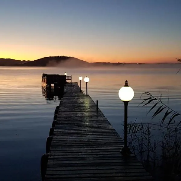 Kairos on the Lake, hótel í Sedgefield