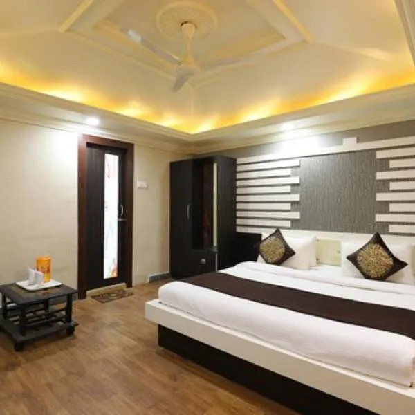 Hotel Loyal Residency, hotel in Sika