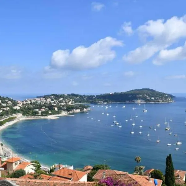 French Riviera - 3 pièces, vue mer et piscine, hotelli kohteessa Villefranche-sur-Mer
