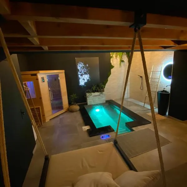 Pasithéa Loft Spa Privatif, hotel v destinaci Calais