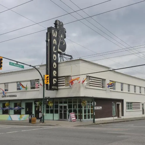 Hotel at the Waldorf, hotel u gradu 'West Vancouver'