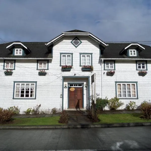 Hostal y Cabañas Villa Germana, hotel v destinaci Puerto Varas