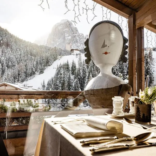 ArtHotel Anterleghes - Gardenahotels, hotel u Selva di Val Gardeni