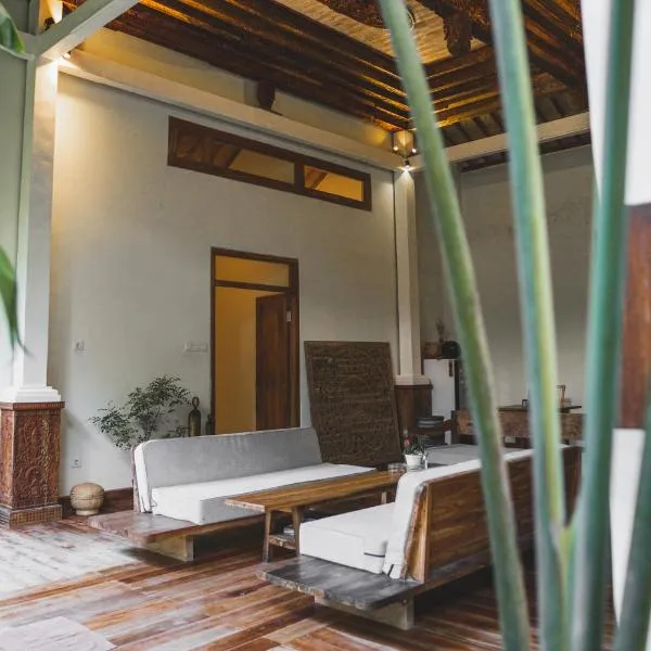 Adara Homestay, hotel v destinaci Banyuwangi