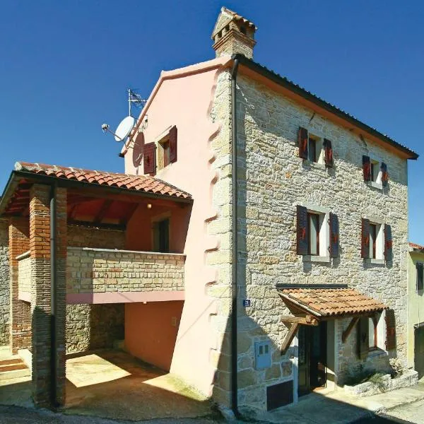 Holiday Home Ritosin Brig 59, מלון בVranići