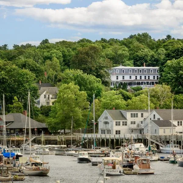 Relais Chateaux Camden Harbour Inn, hotel in Glen Cove