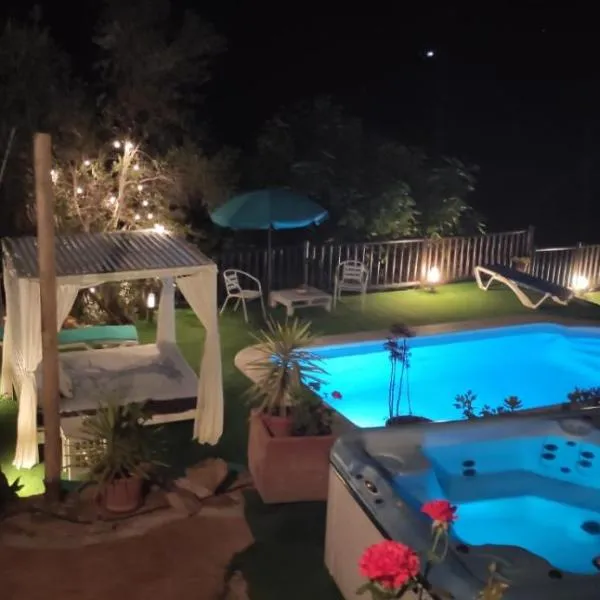 Casa Molina, hotel v destinaci Alcaucín