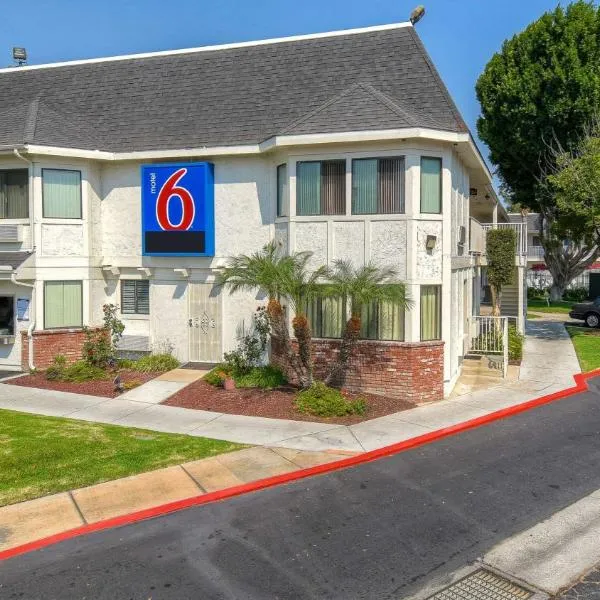 Motel 6-El Cajon, CA - San Diego, khách sạn ở El Cajon