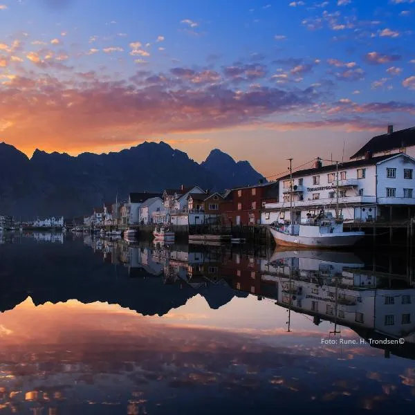 Tobiasbrygga, hotel in Henningsvær