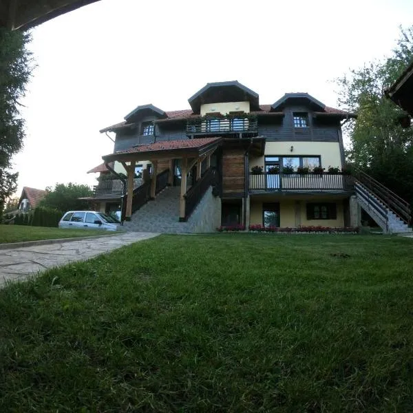 Vila Jovanka Zlatibor, hotel di Palisad