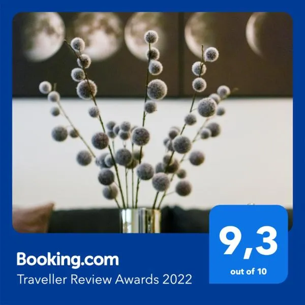 SPACE AGE Design-Luxus-Apartment, Terrasse, Zentral, Hotel in Gera