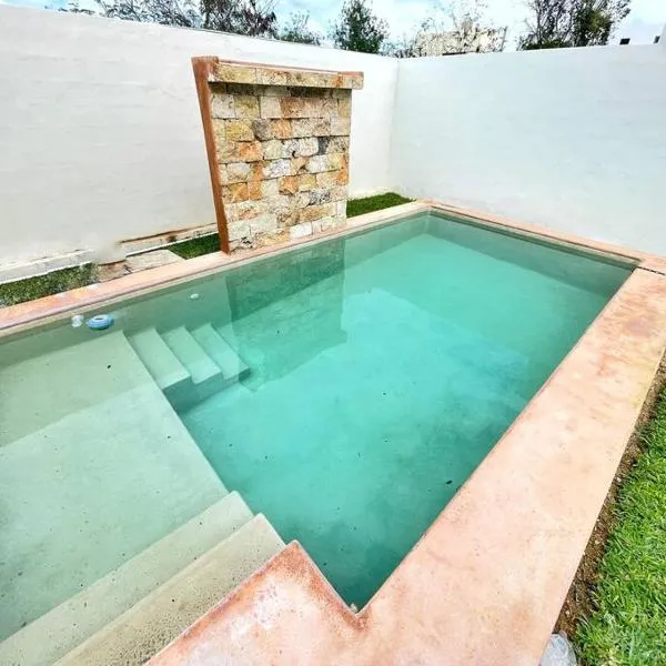 Casa Otavia, con alberca para 6 huéspedes y mascotas, hotel di Chicxulub