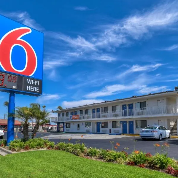 モーテル 6 スタントン（Motel 6-Stanton, CA）、スタントンのホテル