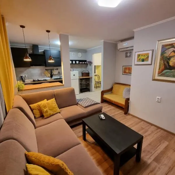 Viesnīca Comfy apartment pilsētā Krasica