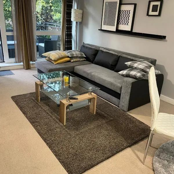 Allen Luxury Apartment, hotel v destinaci Coventry