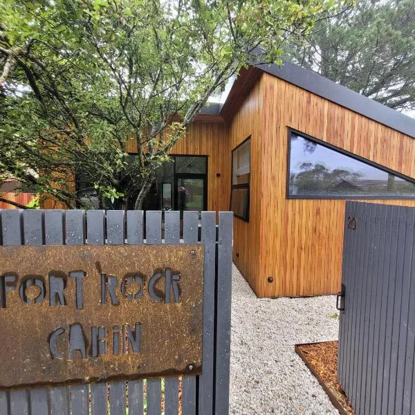 Fort Rock Cabin, hotel en Blackheath