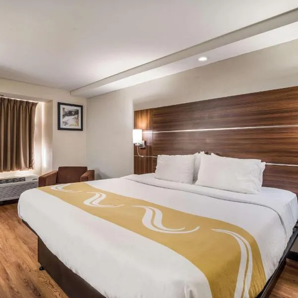 Quality Inn & Suites Augusta Fort Eisenhower Area, hotell i Belair
