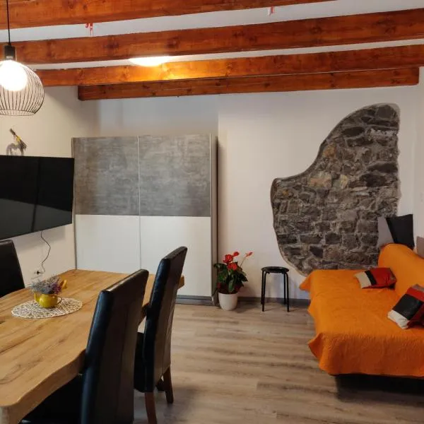 Homestead Zavadlal - Domačija Zavadlal, khách sạn ở Komen