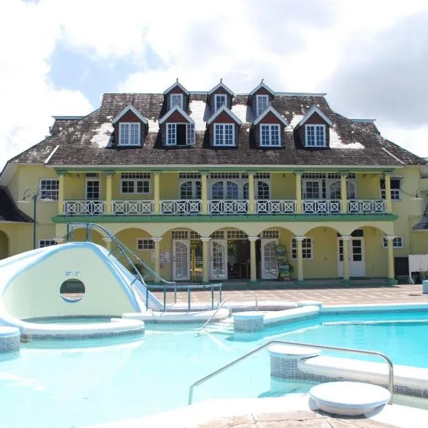 Ocho Rios Sandcastles Resort on the beach 1 bedroom Apartment on the Beach, hotel in Blue Mountain