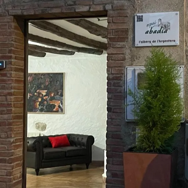 espai Abadia, hotel v destinaci Argentera