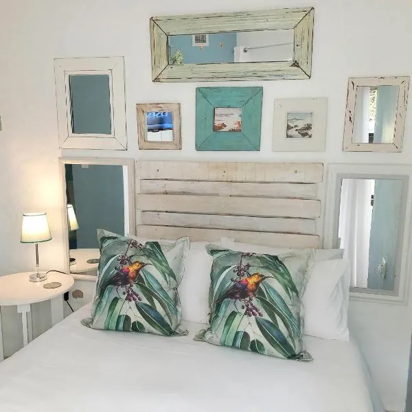 Pebble Cove Outside Room - Private Entrance - Twelve square metres, Salt Rock Ballito, viešbutis mieste Sheffield Beach