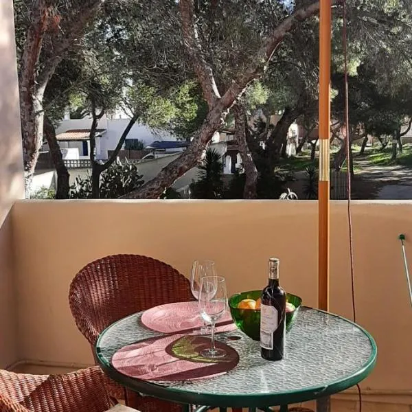 Estudios Nandy, Hotel in Es Pujols
