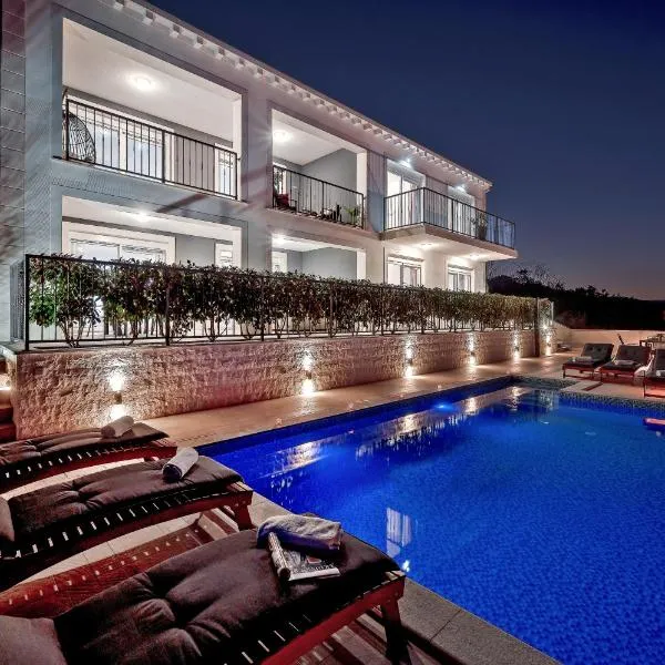 Luxury Authentic Experience at Villa Marta, hotel in Lumbarda