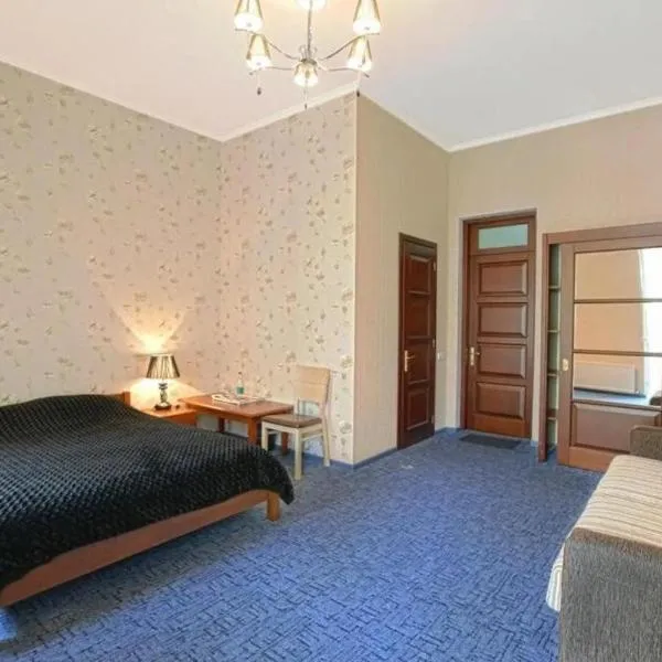 Apart-Hotel next to Deribasivska, khách sạn ở Odessa