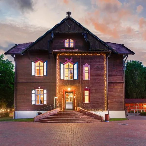 Hotel Garni Jagdschloss Waldsee mit Frühstücksbuffet & Schlossküche für Selbstversorger: Waldsee şehrinde bir otel