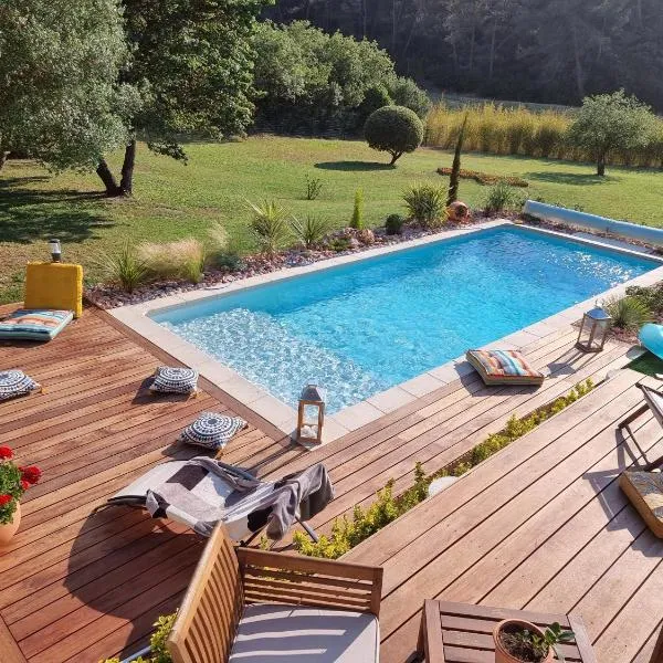 Les Prairies de Fenestrelle Spa & Piscine au calme, hotel di Aubagne
