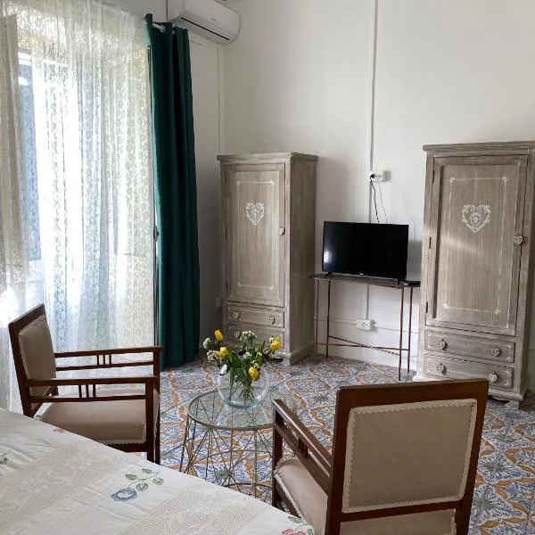 BIANCA ROOMS, hotel din Noto