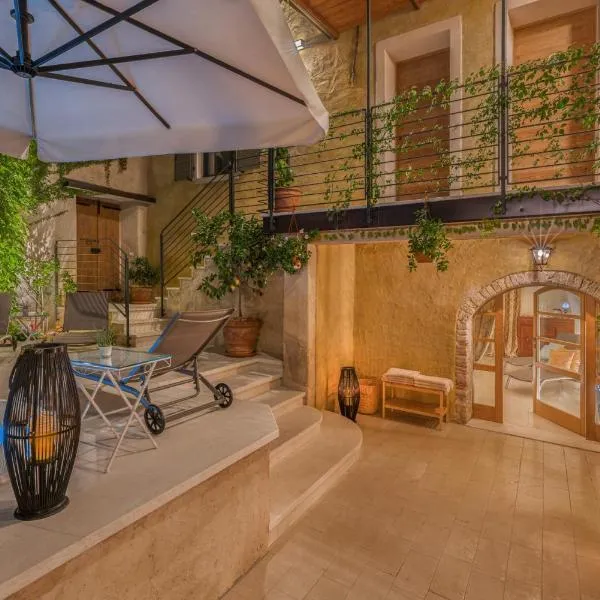 Corte Alma Spa and Luxury Home: Gargnano'da bir otel