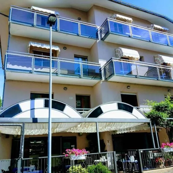 Hotel Gialpina, Hotel in Rimini