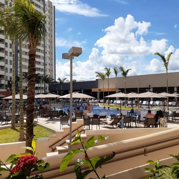 Solar das Águas - Resort Em Olimpia - Ap 2 quartos, hotell i Guaraci