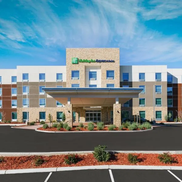 Holiday Inn Express & Suites Oakhurst-Yosemite Park Area, an IHG Hotel, hotel in North Fork