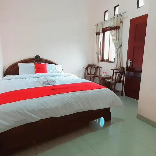 RedDoorz Syariah near Komplek Candi Arjuna Dieng 2, hotel v destinaci Diyeng