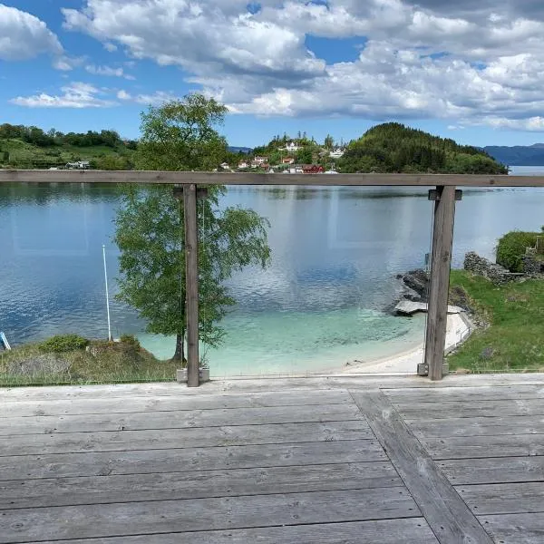H21 - Furre Beach, hotel in Sjernarøy