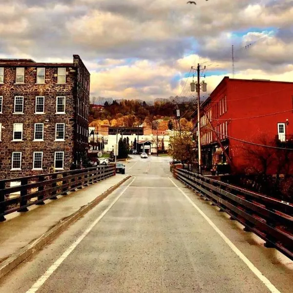 The Inn at Stone Mill, hotel Herkimerben