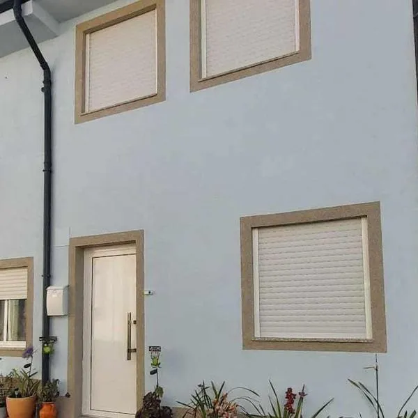 Alto da lapa Luxury house free 1 parking place, hotel em Porto