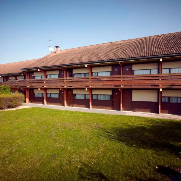 Kyriad Châlons-En-Champagne - Saint-Martin، فندق في شالون أون شامباني