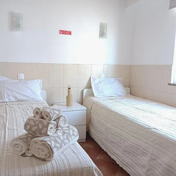 Casa Ponto de Encontro, hotel v destinaci Almodôvar