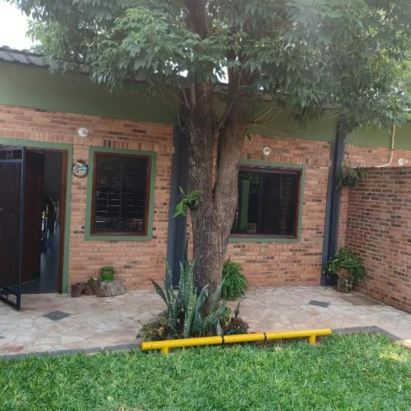 Casa Naranja, hotel in Ypane