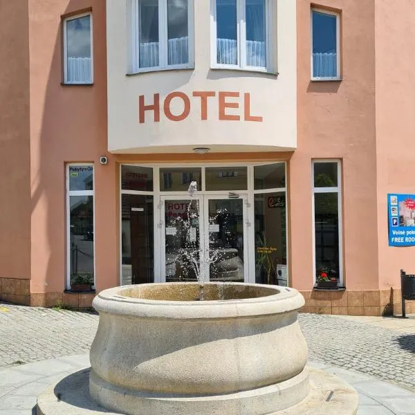 Hotel Pangea, hotel em Telč