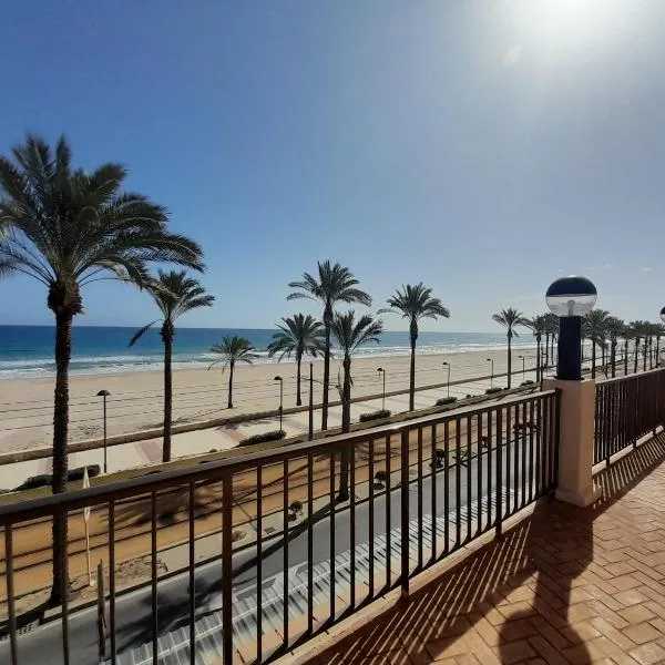 Costa Blanca Holiday Rental AltaMar I, hotell i El Campello